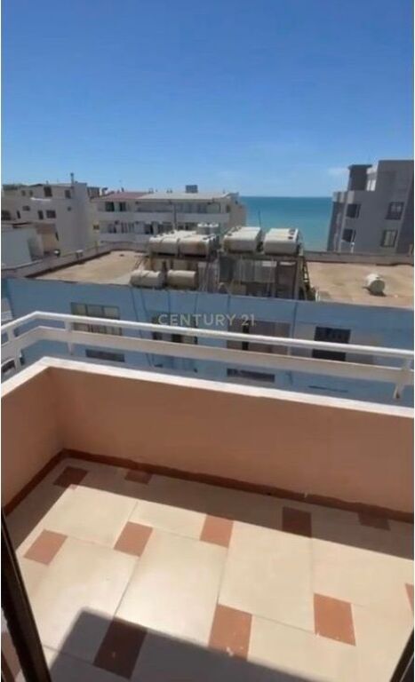 Apartment 2+1+2 for sale with sea view in Durres