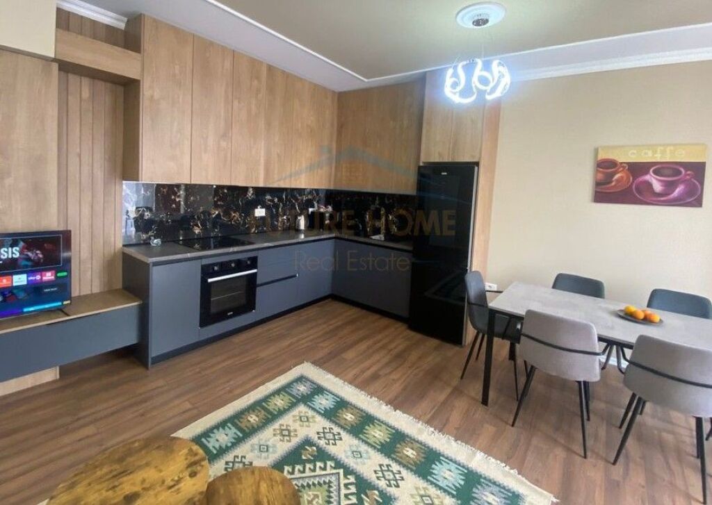 Rent, Apartment 2+1+2, Riza Cerova Street.