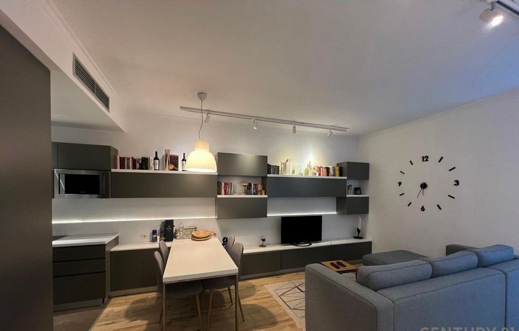 Apartament 2+1 tek Zgjatimi Kodres se Diellit