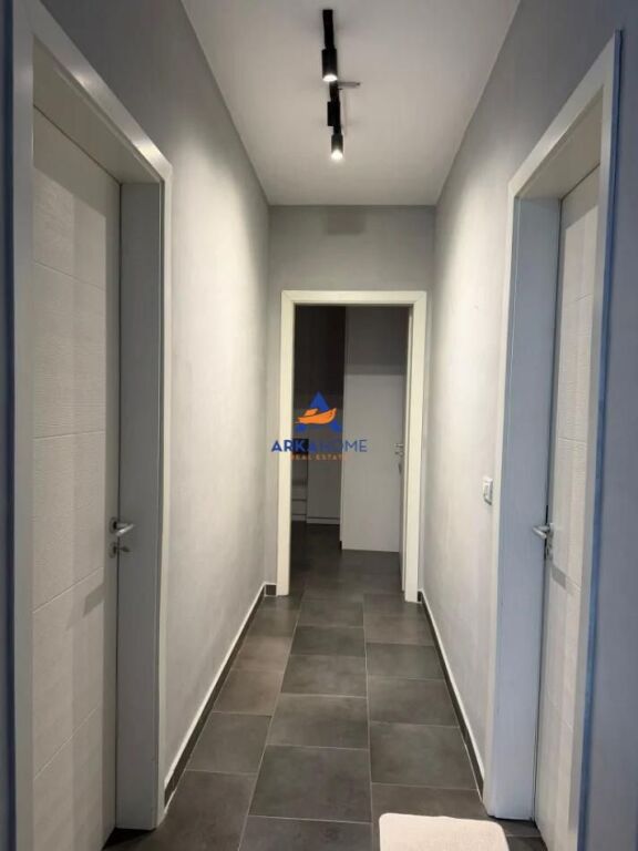 AFFITTASI APPARTAMENTO 2+1 SHKOZE 500 EURO