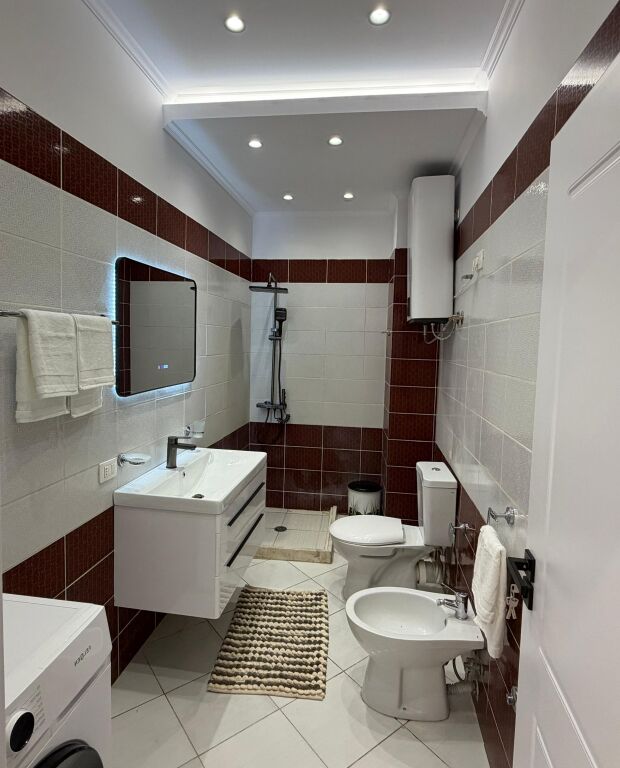 🏡 Shitet Apartament 1+1 – Misto Mame, Yzberisht