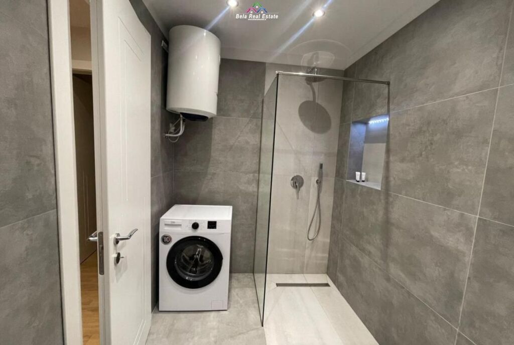 Appartamento In Affitto 1+1 Vicino al Nuovo Mercato (ID B211432) Tirana