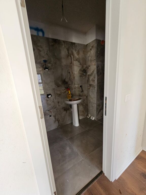 Porcelan, vicino al clan, appartamento in vendita 2+1+2 bagni (97,5 m2) 160.000 euro