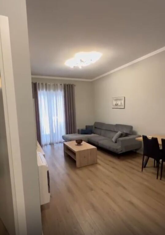 Apartament me qera ne delijorgj