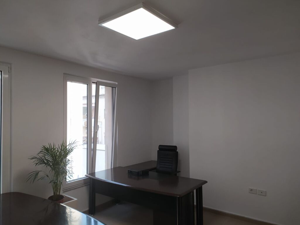 Office Space, Albanian VAT!