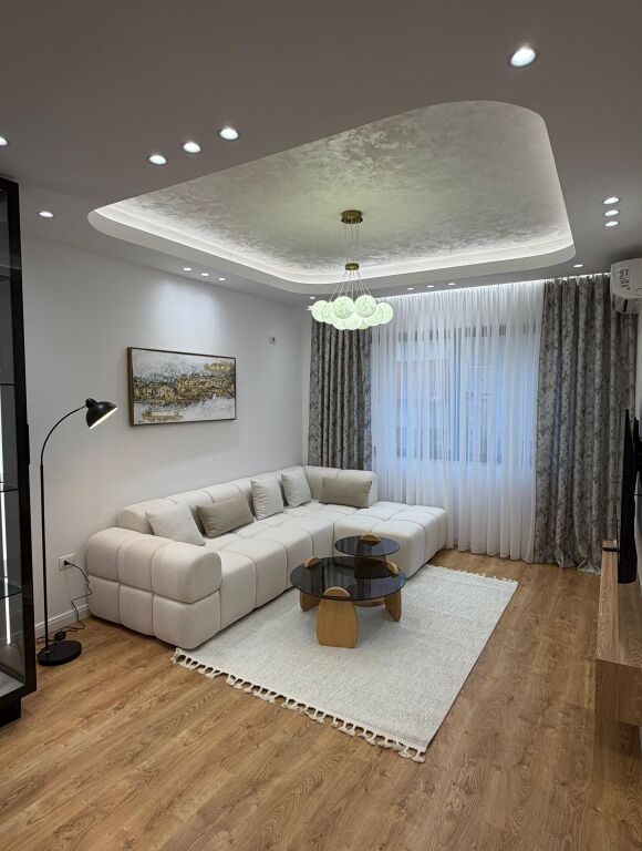 🏡 Shitet Apartament 1+1