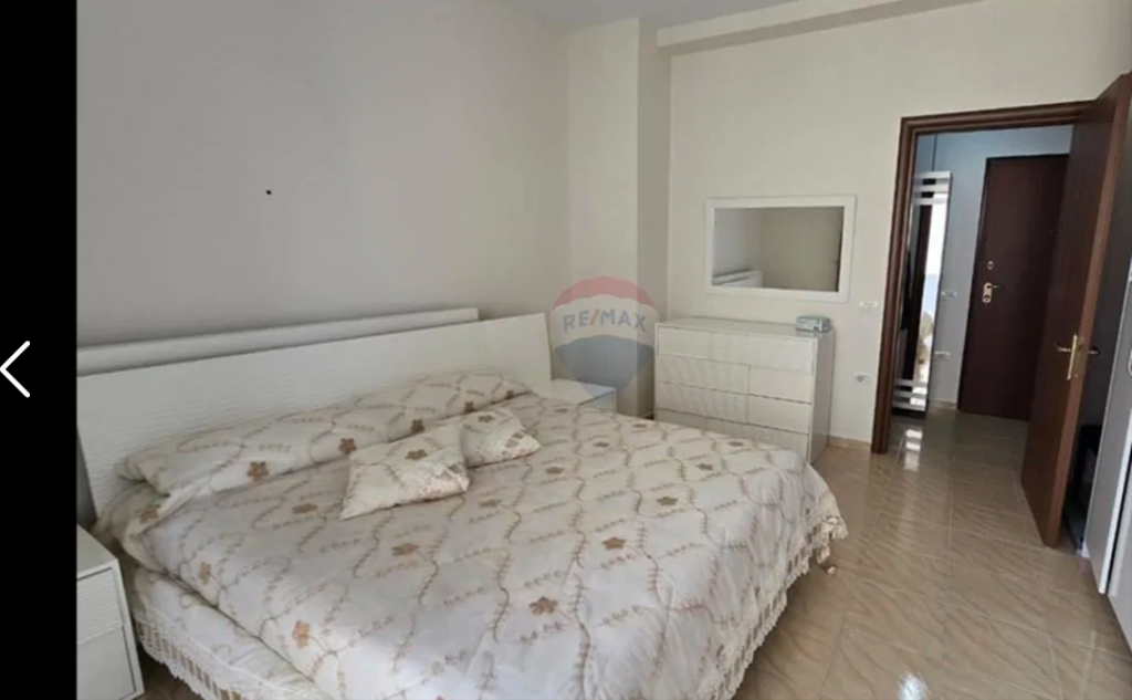 Apartament per qera 2+1 tek Rruga e Thesarit