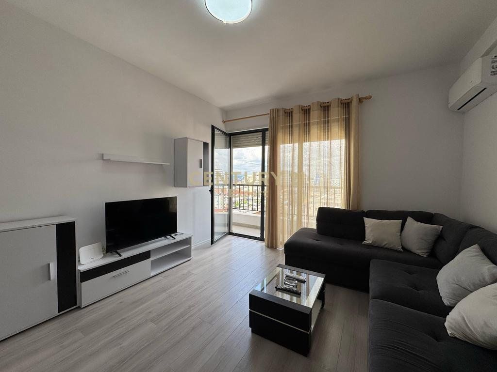 Apartment 1+1 for rent on Durres Street, Tirana.
