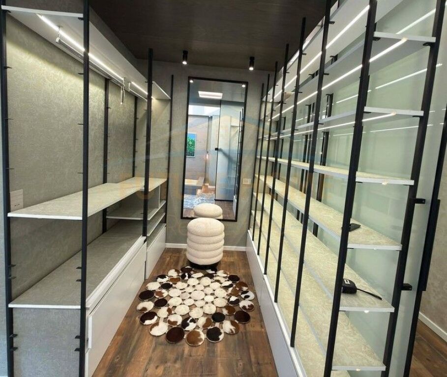 Shitet, Apartament 2+1+2, Ambasador 3