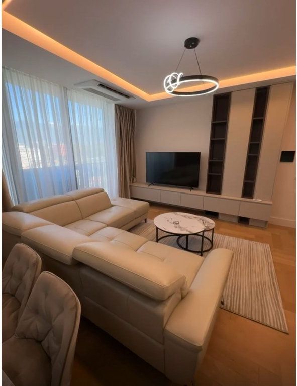 Shitet, Apartament 2+1+2+Post Parkimi, Lake View Residence, Tiranë 650,000 €