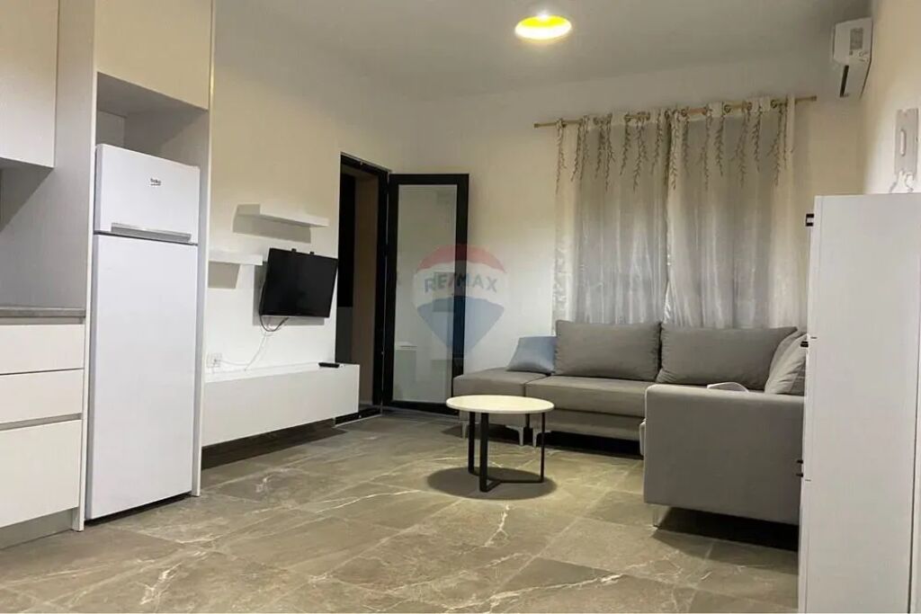 Jepet me qira apartament 1+1 mbrapa Casa Italia