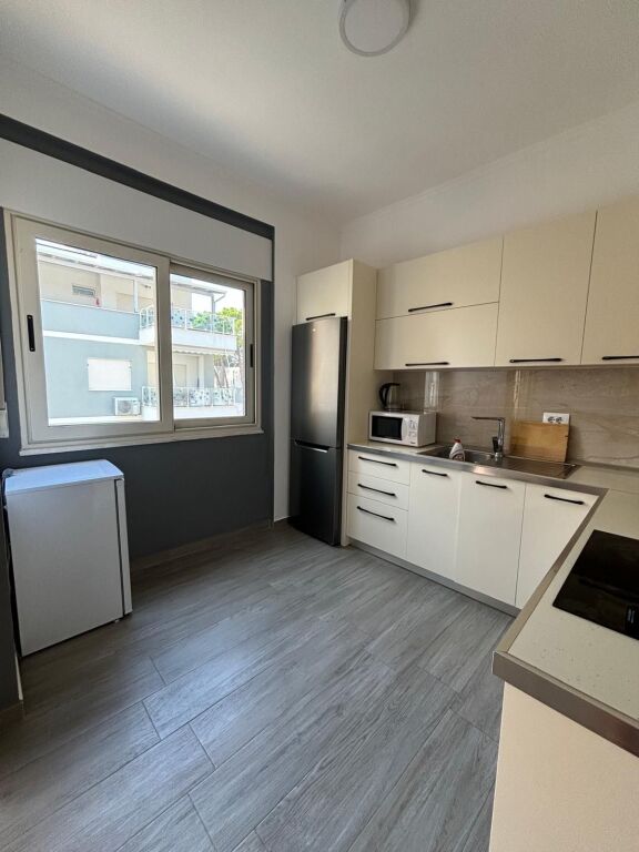 Apartament 2+1 tek Gjiri i Lalzit!