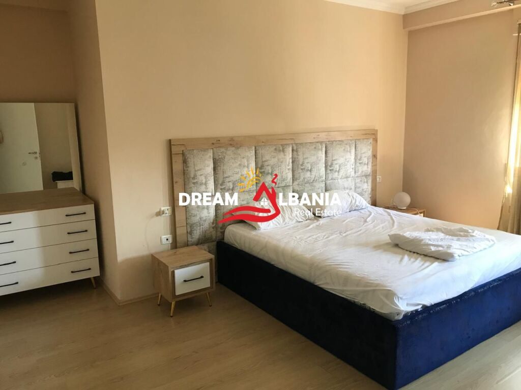 Jepet me qera apartament 2+1+2 tek Liqeni i Thate prane Restorant Mir Zoti (ID 42215497)