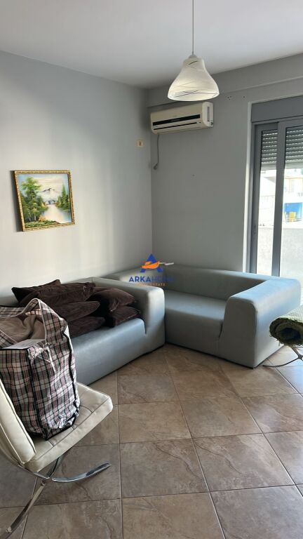 APPARTAMENTO IN AFFITTO 2+1+VERANDA "PALLATET CABEJ" 50000 LEKE (TRATTABILE SE ARREDATO) O 35000 LEKE (PARZIALMENTE ARREDATO)