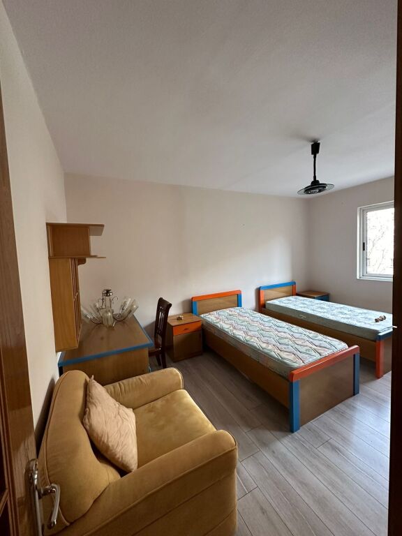 Apartament 2+1 me qira tek Ali Demi!
