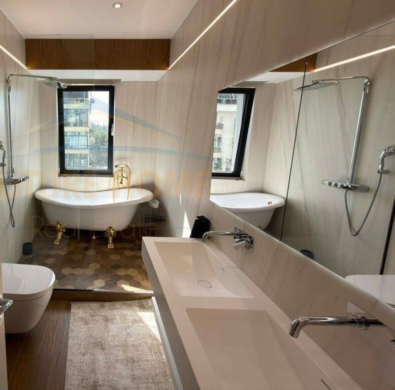 Shitet, Apartament 2+1+2, Ambasador 3
