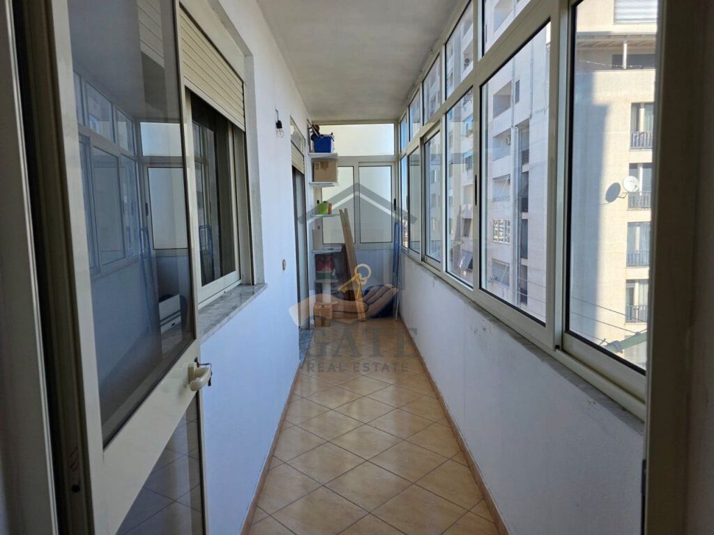 Affittasi, Appartamento 2+1, UKD, Durazzo