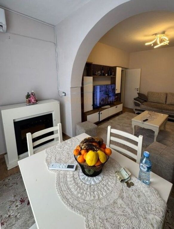 For sale, Apartment 1+1+ Veranda, Kinostudio, Tirana.