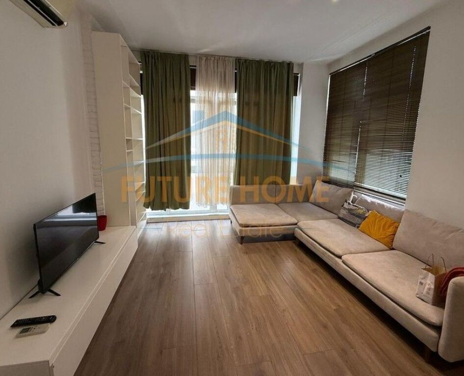 Rent, Apartment 1+1, Paris Commune