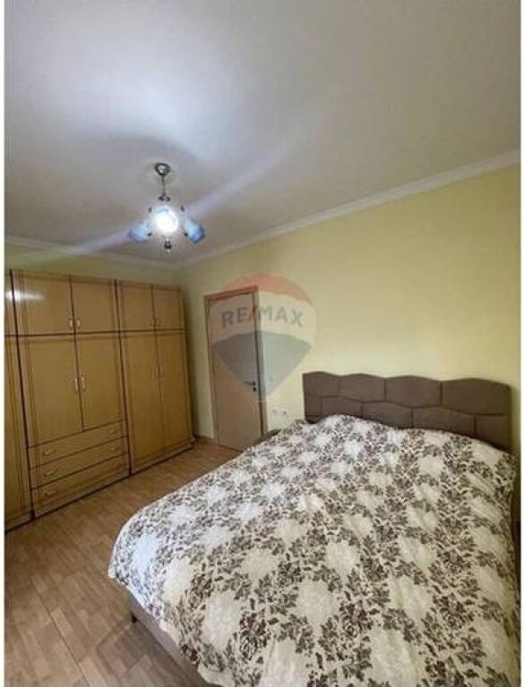 Shitet apartament 2+1 ne Fresk