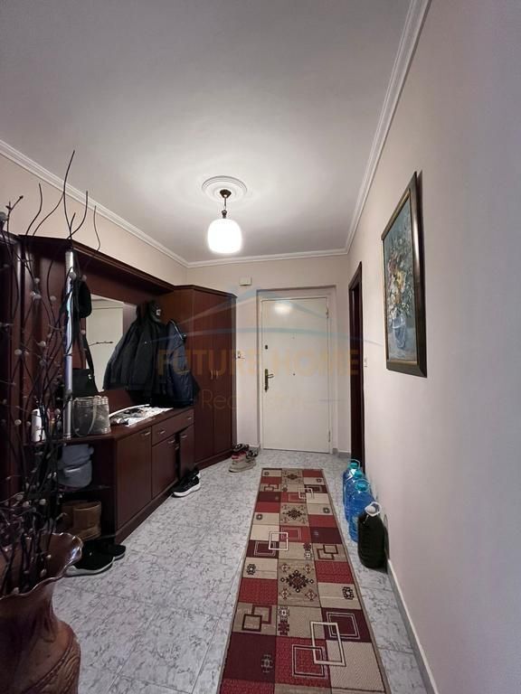 In vendita, Appartamento 2+1, Pazari i Ri