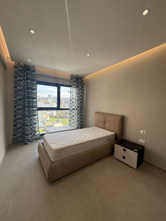 Apartament 2+1 me qera ne Porcelan