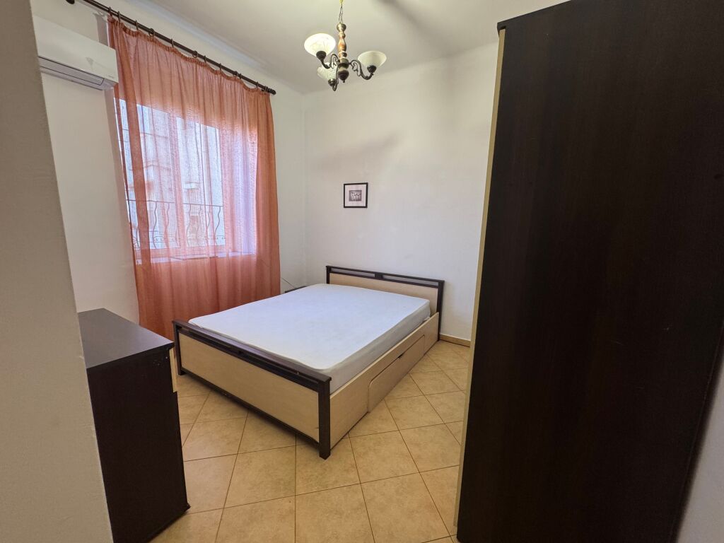 Apartament 2+1 per shitje tek Rruga e Durresit!