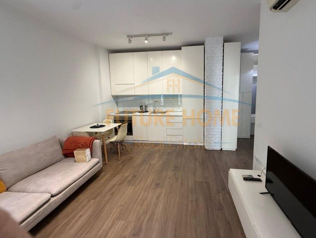 Rent, Apartment 1+1, Paris Commune