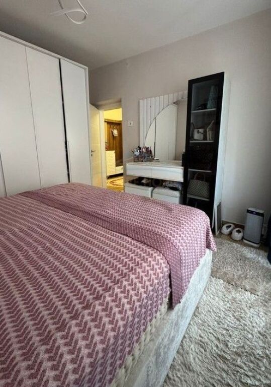 For sale, Apartment 1+1+ Veranda, Kinostudio, Tirana.