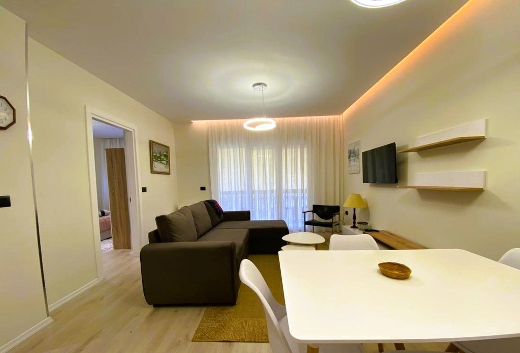 APARTAMENT MODERN 1+1 TEK LICEU ARTISTIK