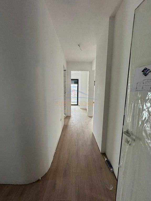 Shitet, Apartament 2+1, Don Bosko