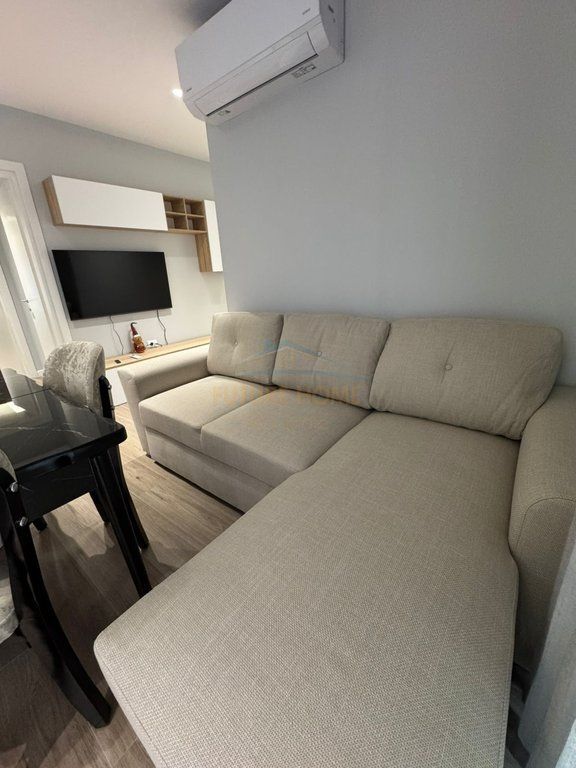 Rent, Apartment 2+1+Parking Space, Red School
