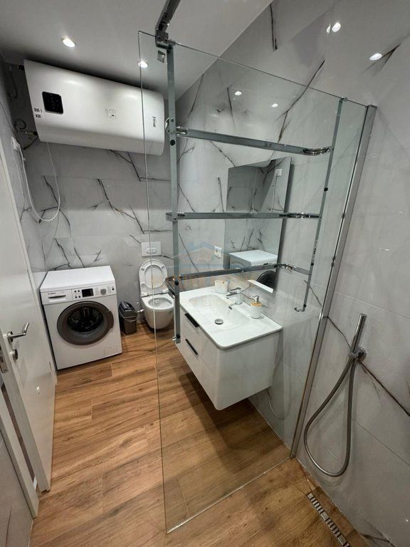 Qera, Apartament 2+1+2, Rruga Mine Peza