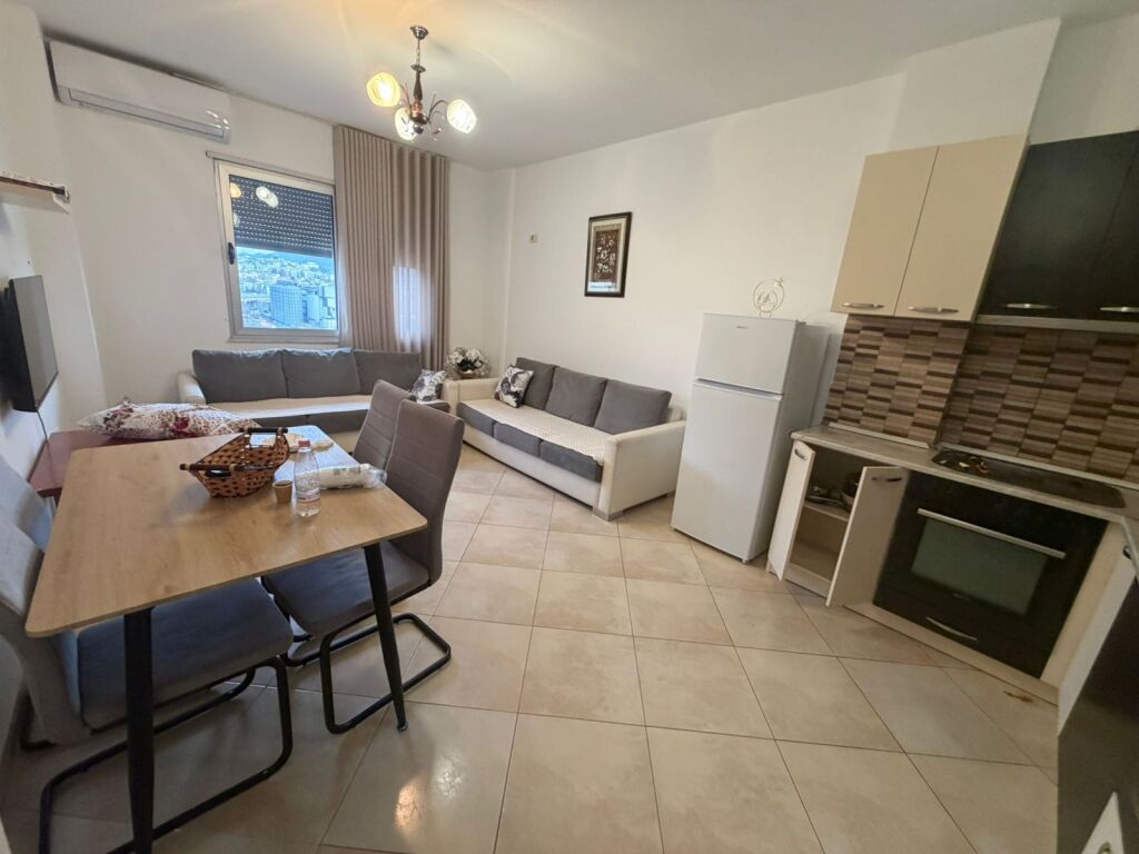 Appartamento 2+1 in affitto Astir
