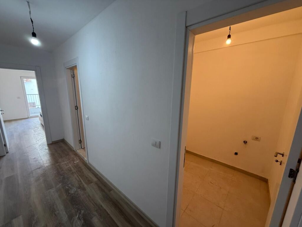 📣 AFFITTO Appartamento 1+1 Con Deposito 📍 Kombinat ✨💶 Prezzo 35.000 Leke/Mese