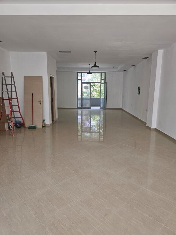 Office space for rent near Delijorgji!