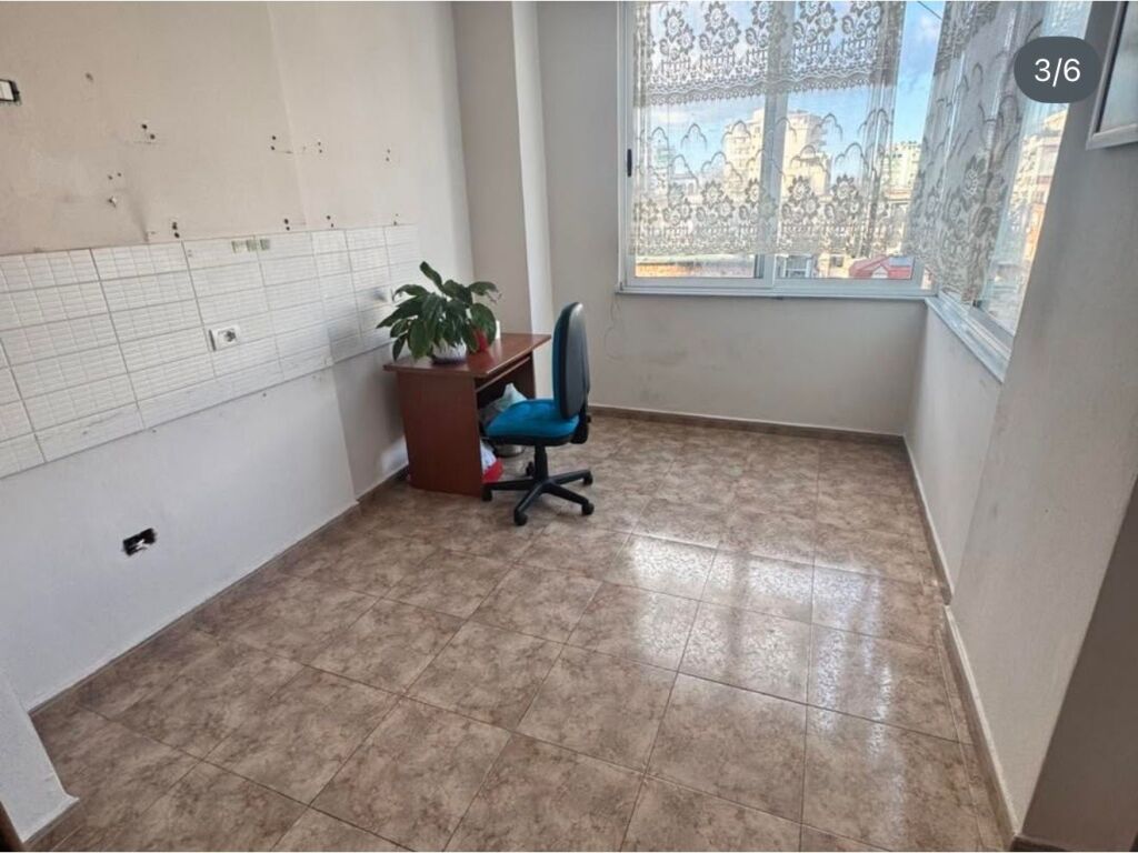 2+1, for office new building, former exhibition, 650 thousand lek