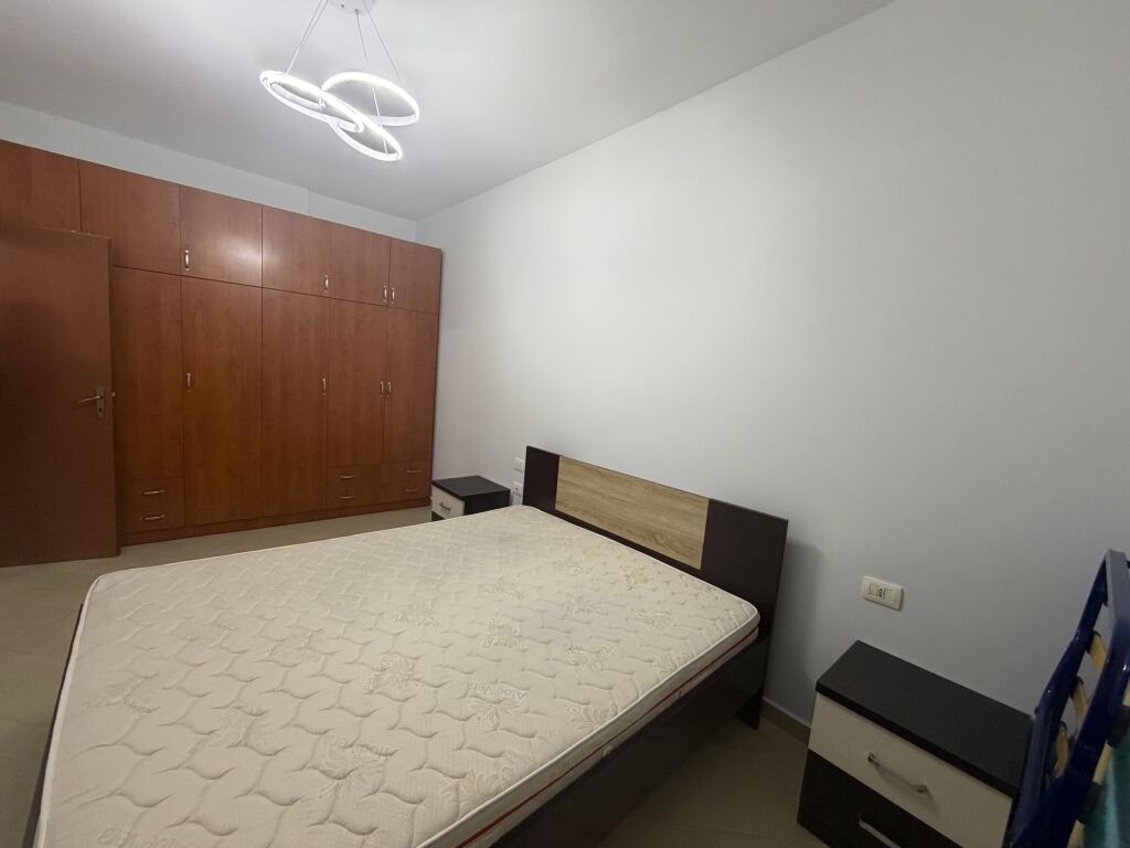 1+1,furnished rr bill clinton kodra e diellit,530 euro