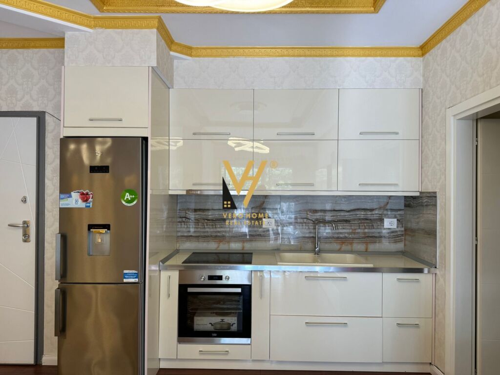 JEPET APARTAMENT 2+1+BLK ME QIRA TE LIQENI THATE 800 EURO