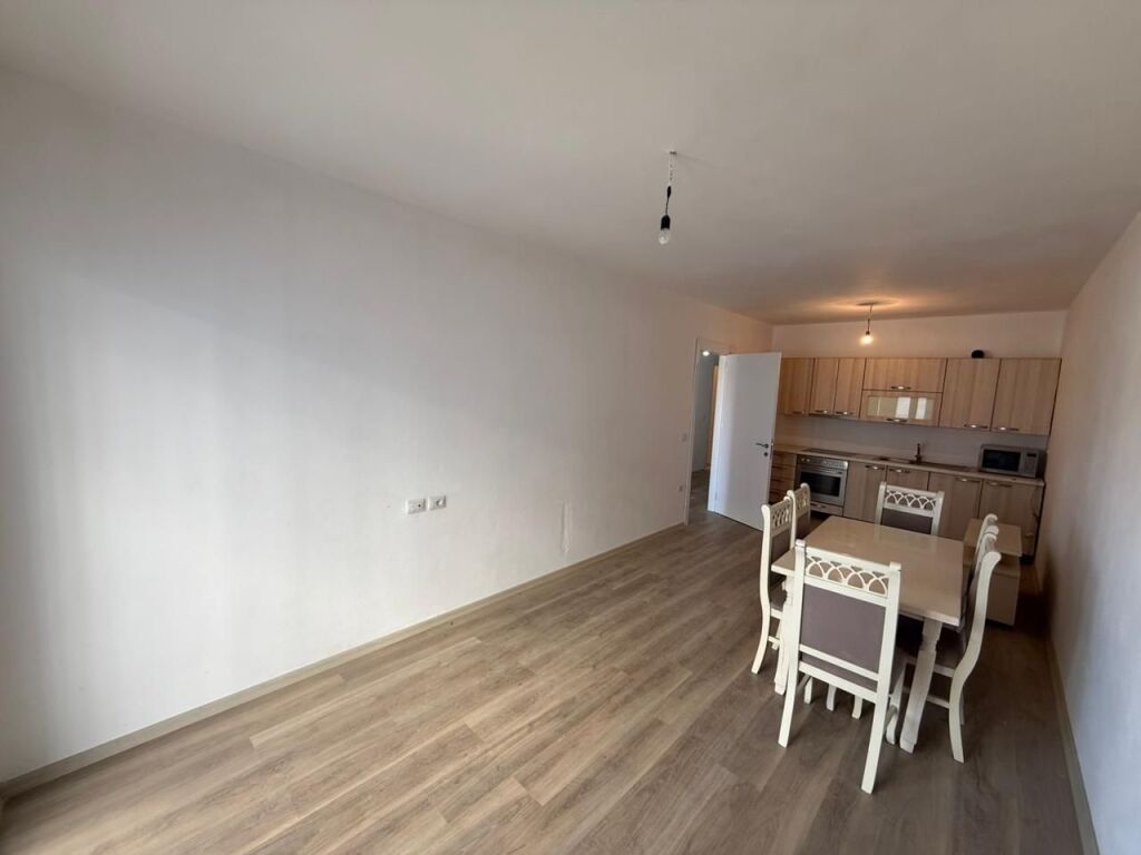 📣 AFFITTO Appartamento 1+1 Con Deposito 📍 Kombinat ✨💶 Prezzo 35.000 Leke/Mese