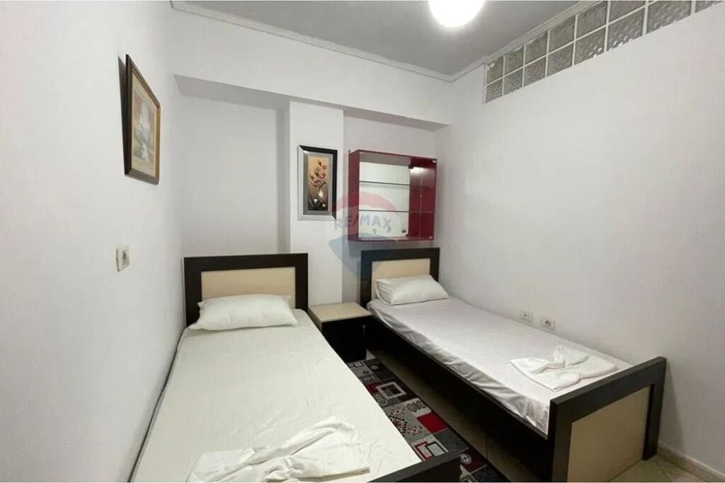 🏡 Apartament 2+1 me Qera në Transballkanike, Vlorë