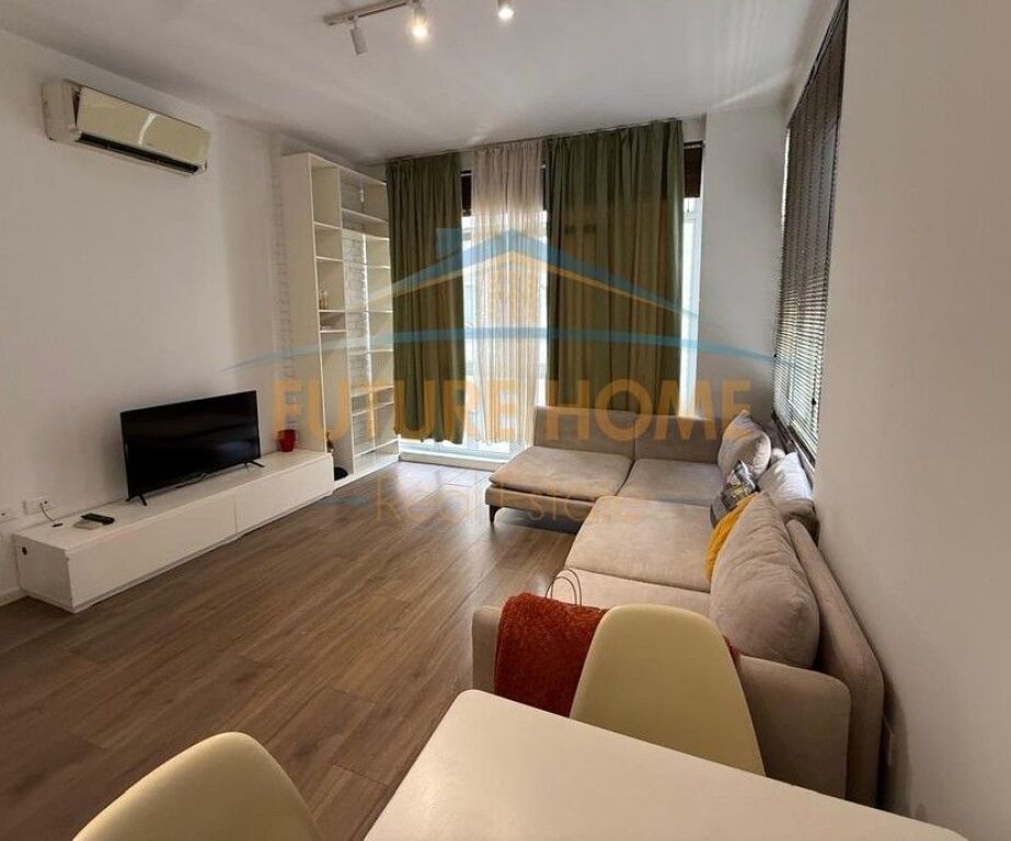 Rent, Apartment 1+1, Paris Commune