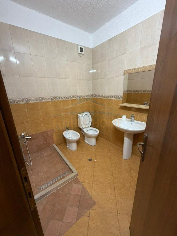 For rent, Apartment 2+1+2, Kosovarëve Street, Tirana
