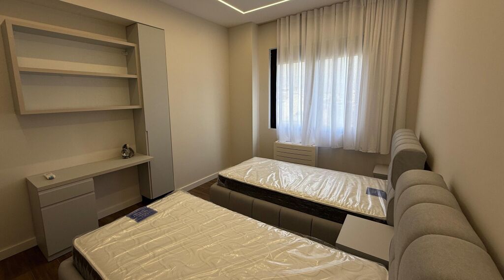 🏡 JEPET ME QIRA APARTAMENT 2+1+2 – Kompleksi Aleksandros, Kodra e Diellit