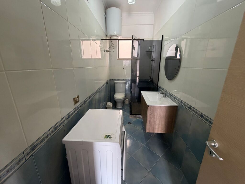 Jepet me qera apartament 1+1+ballkon te vilat amerikane