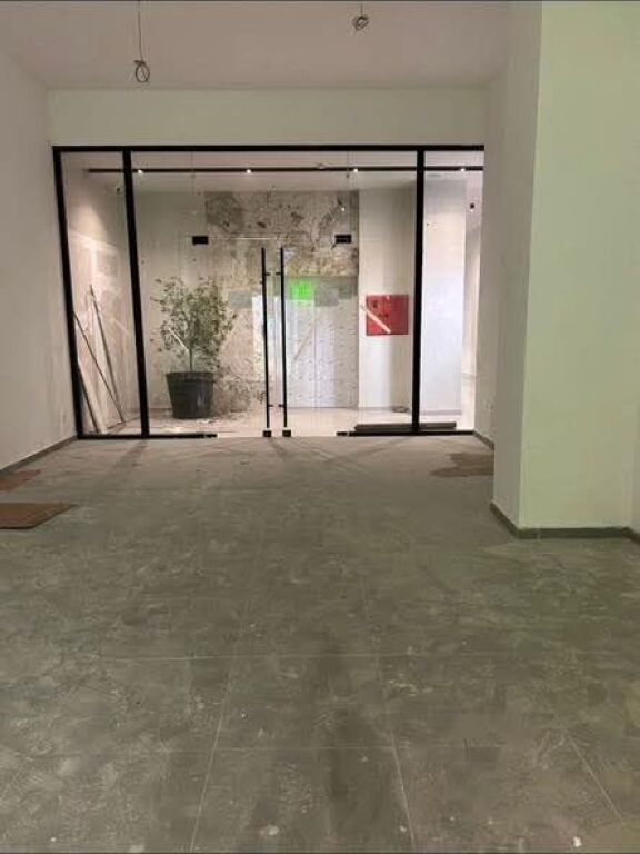 OCCASION Business Premises 62m2 for sale at Tirana Garden Building one of the most sought-after areas in Tirana !! Floor 0  250,000€