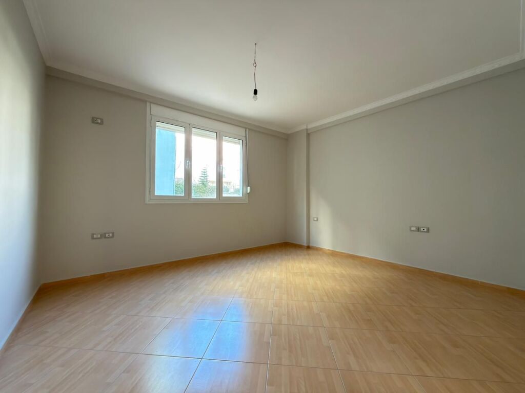Occasione Te kalaja 1+1 con garage 120.000