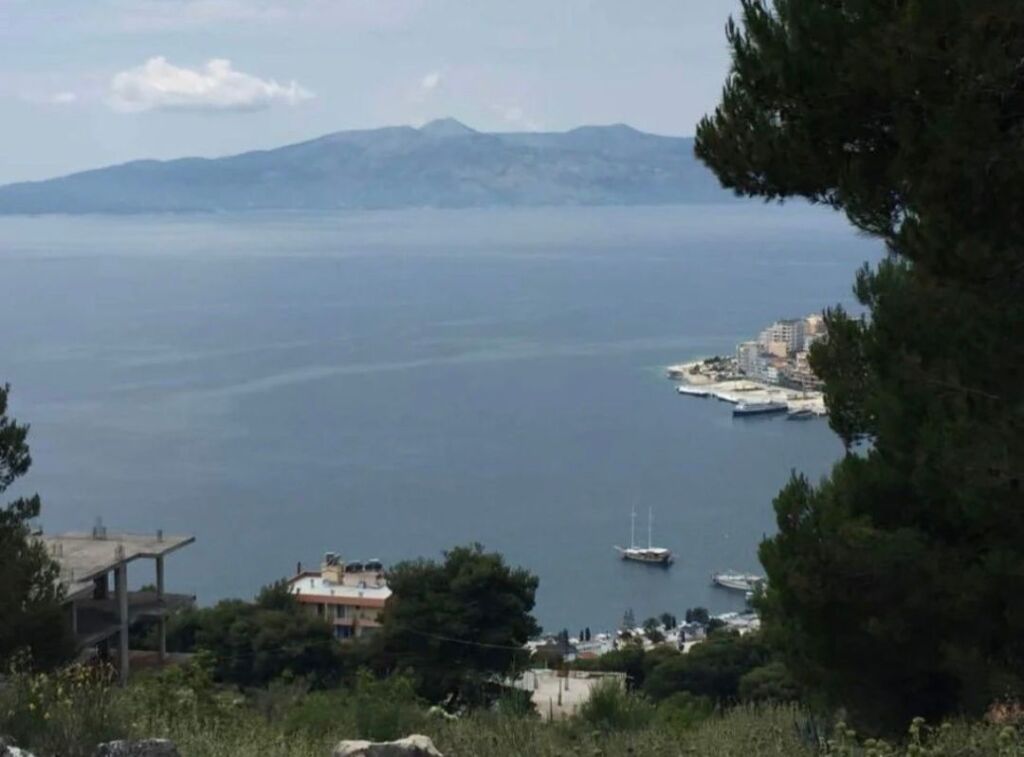 LAND FOR SALE IN SARANDA 440 M2
