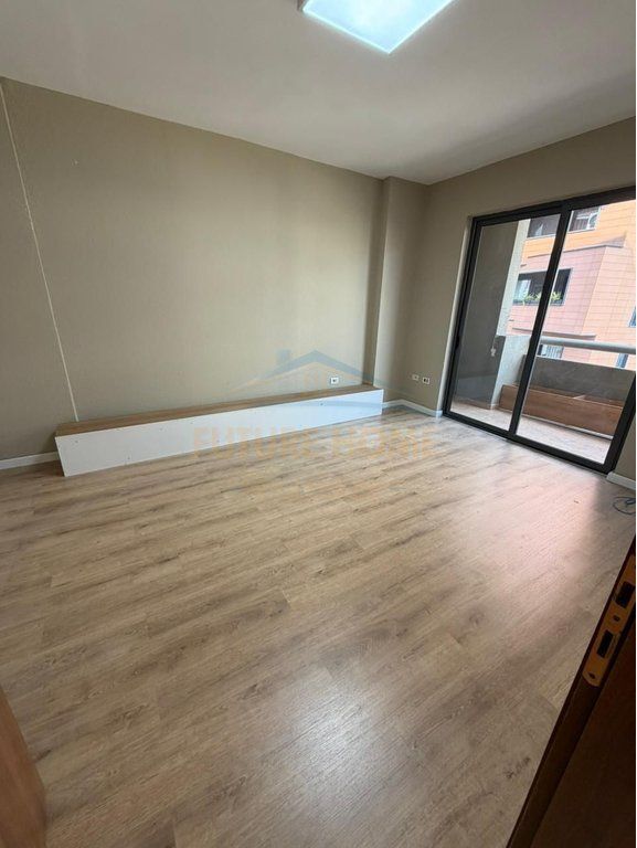 For rent, Apartment 2+1+2, Kosovarëve Street, Tirana