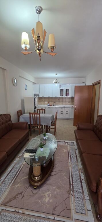 1+1 for rent in the Commune of Paris